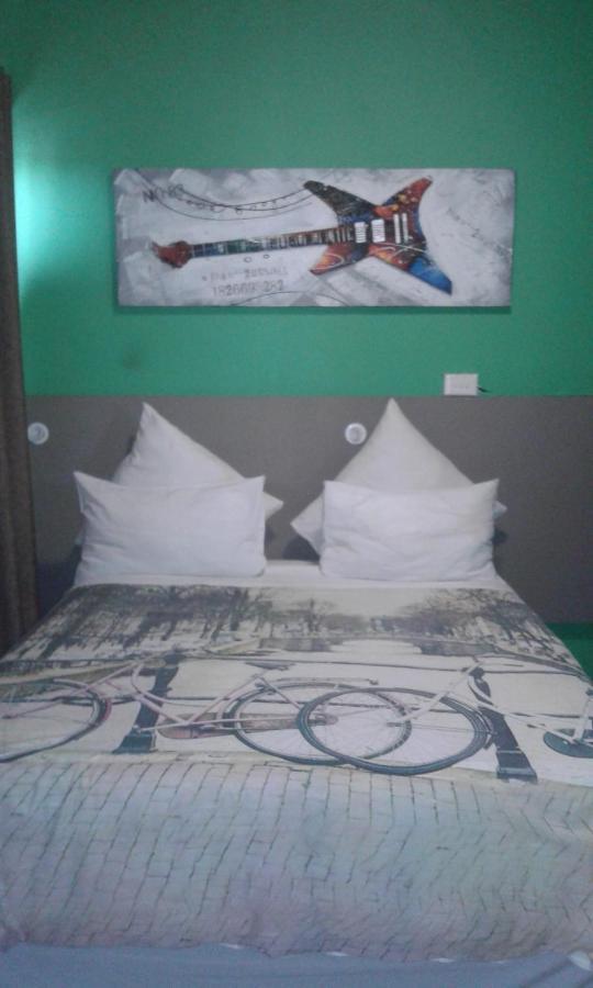 Tassili Lodge Kempton Park Esterno foto