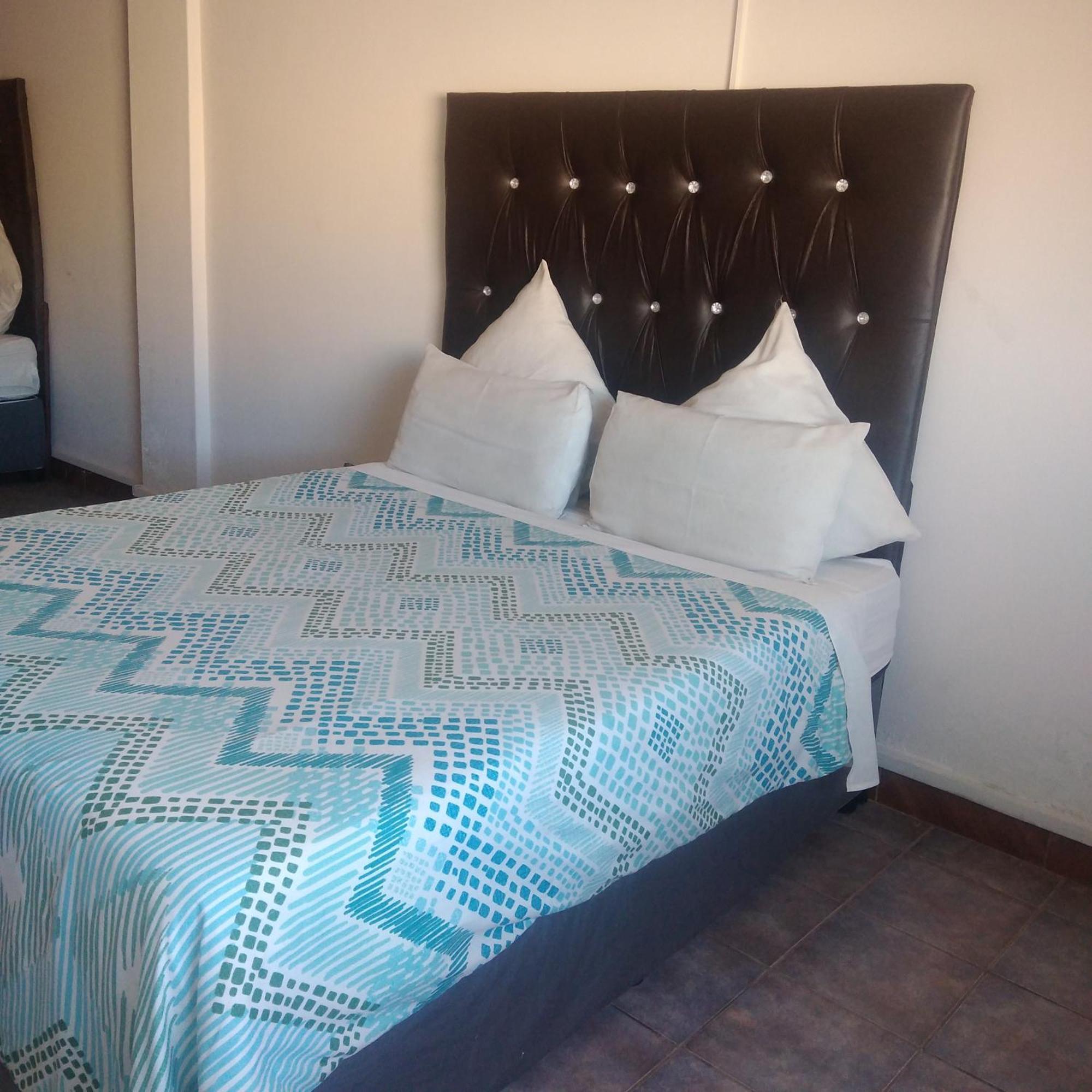 Tassili Lodge Kempton Park Esterno foto